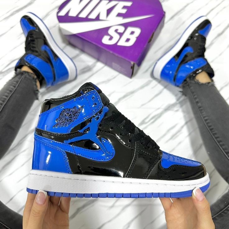 AJ1 B&B og