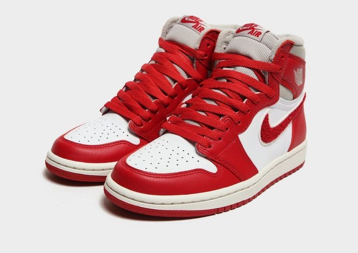 AJ1 High Red Premium SE