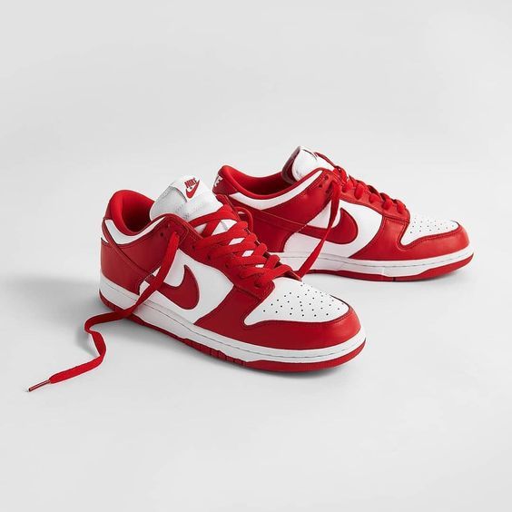 DUNK Low University Red