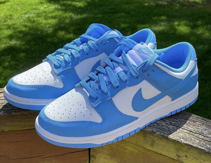 Dunks Low University Blue