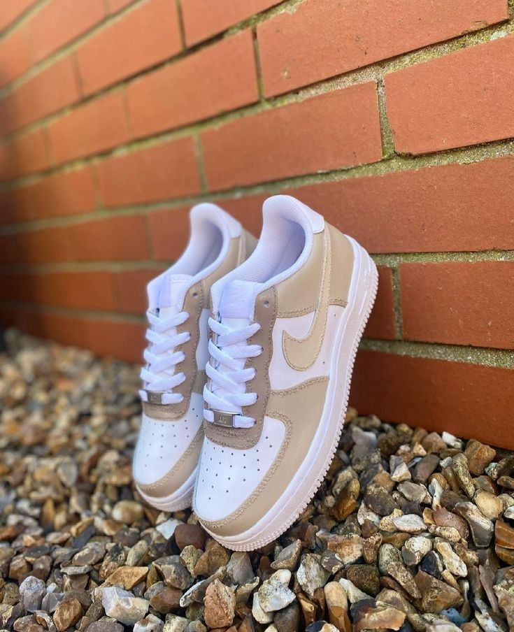 AF1 Nude Brown